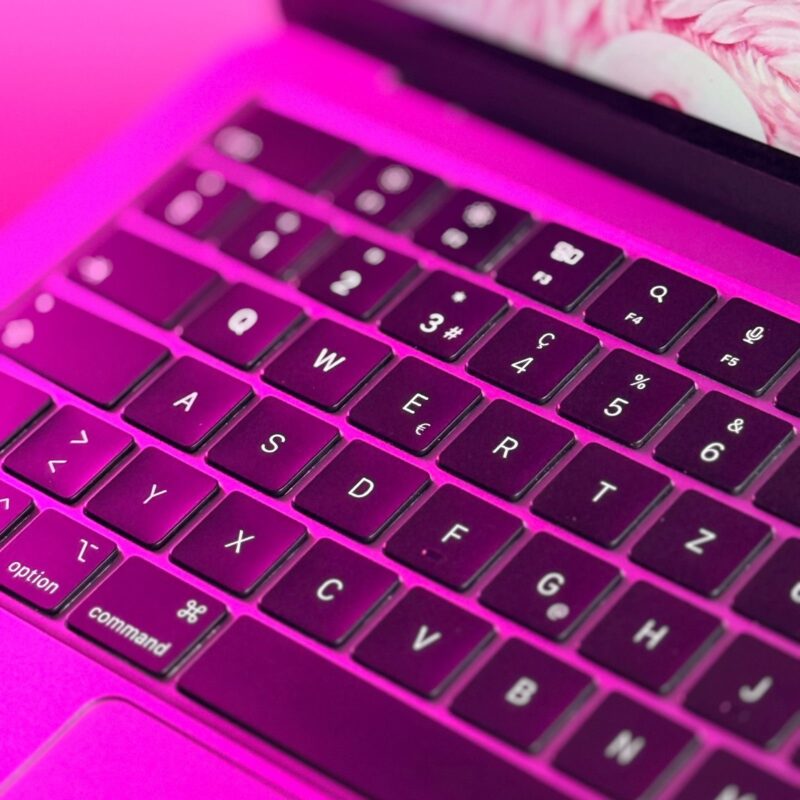 MACBOOK AIR M2 13 neuf – Image 7