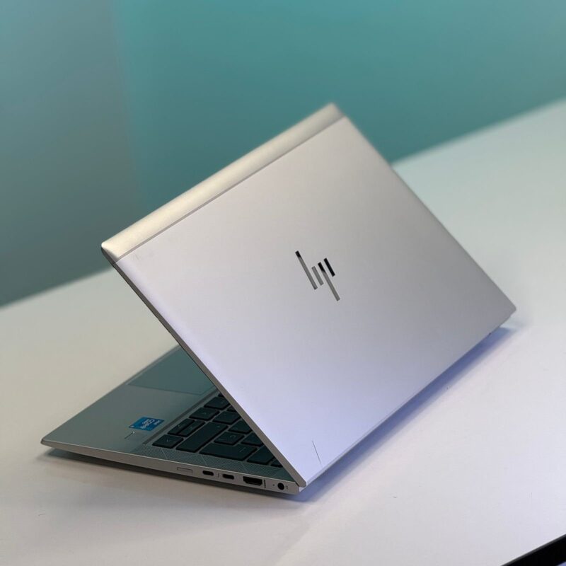 HP ELITEBOOK 830 g8 – Image 11