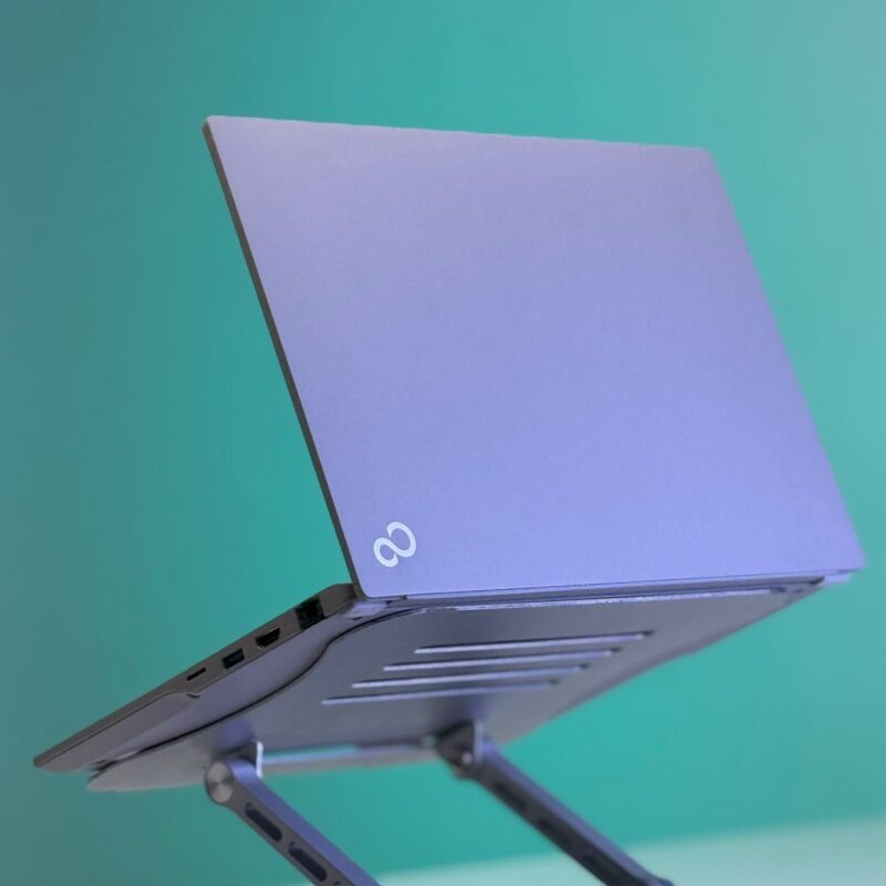 Fujitsu LIFEBOOK  14  2025 – Image 9