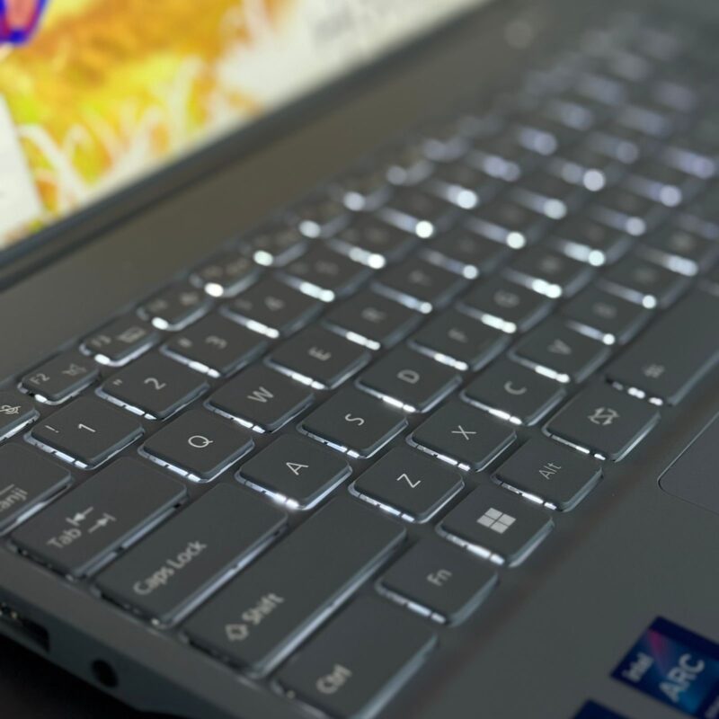 Fujitsu LIFEBOOK  14  2025 – Image 7