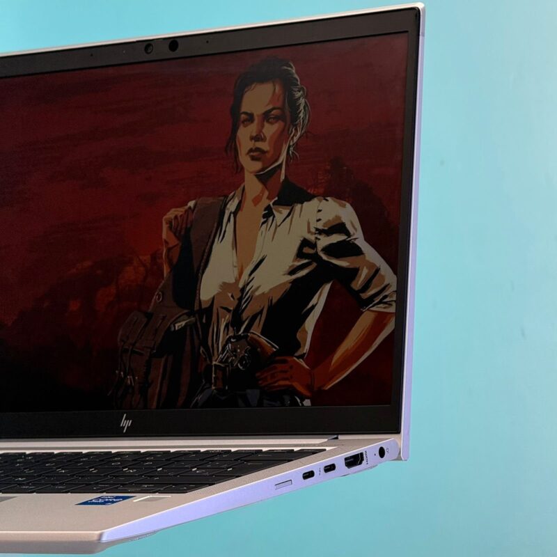 HP ELITEBOOK 830 g8 – Image 4