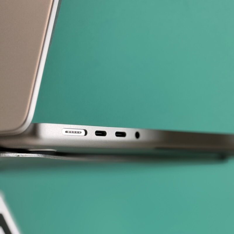 MacBook Pro m3 – Image 9