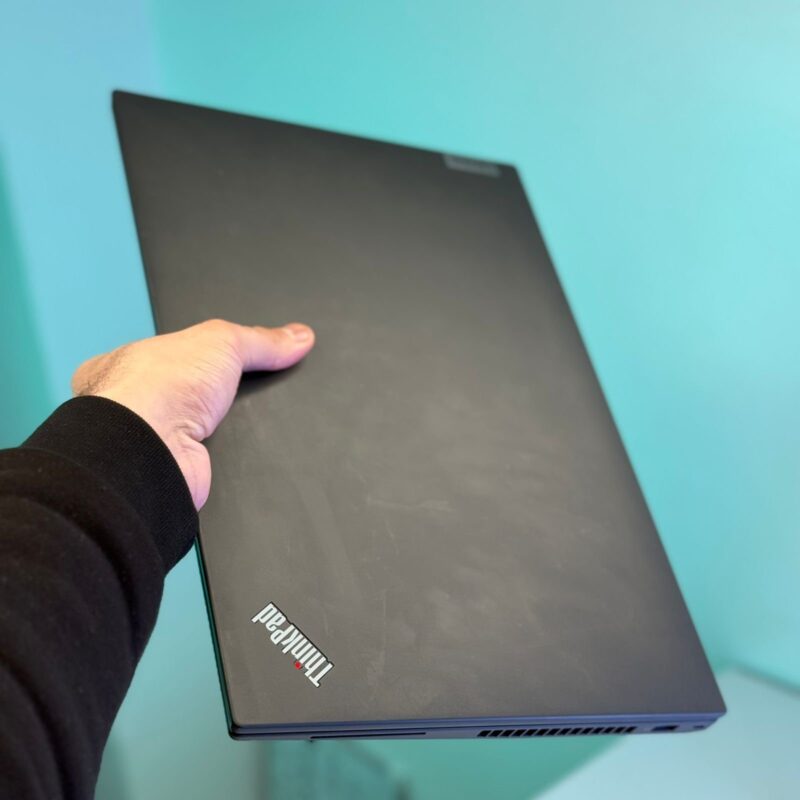 THINKPAD T16 Gen 2 – Image 12