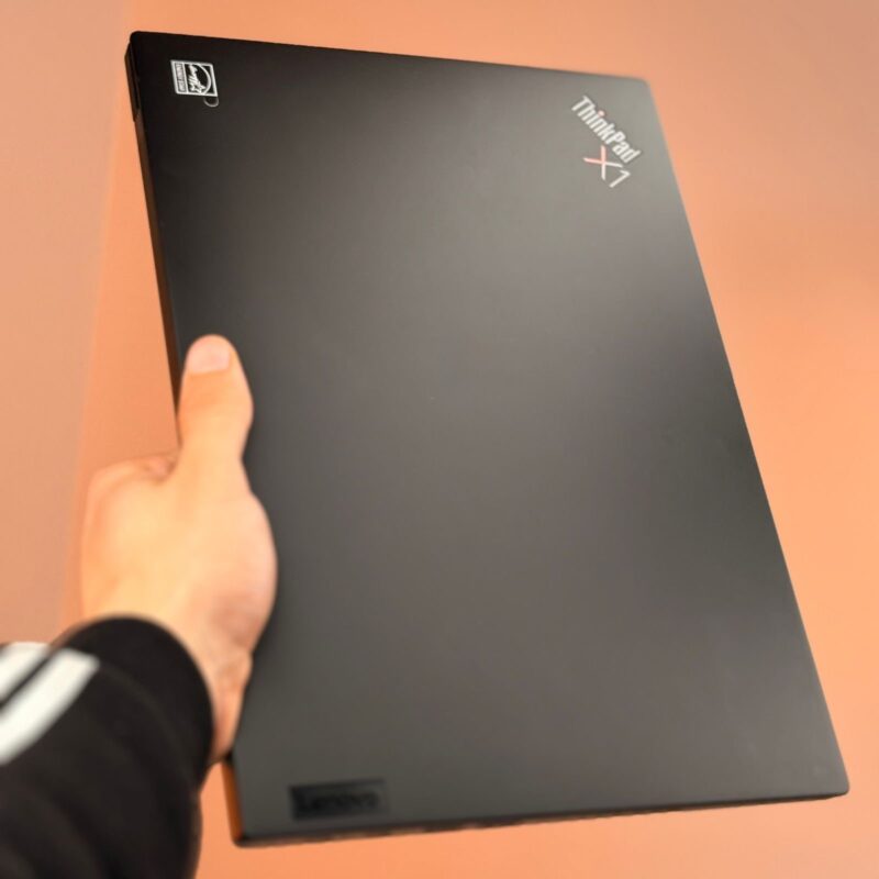 THINKPAS X1 CARBON GEN 11 – Image 12