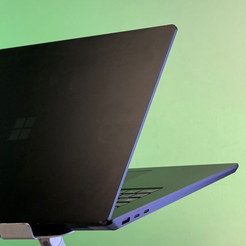 Microsoft Surface Laptop 6 for Business – Image 9