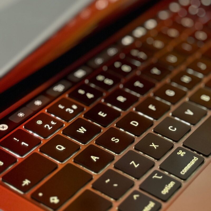 MACBOOK PRO 13 2020 – Image 9