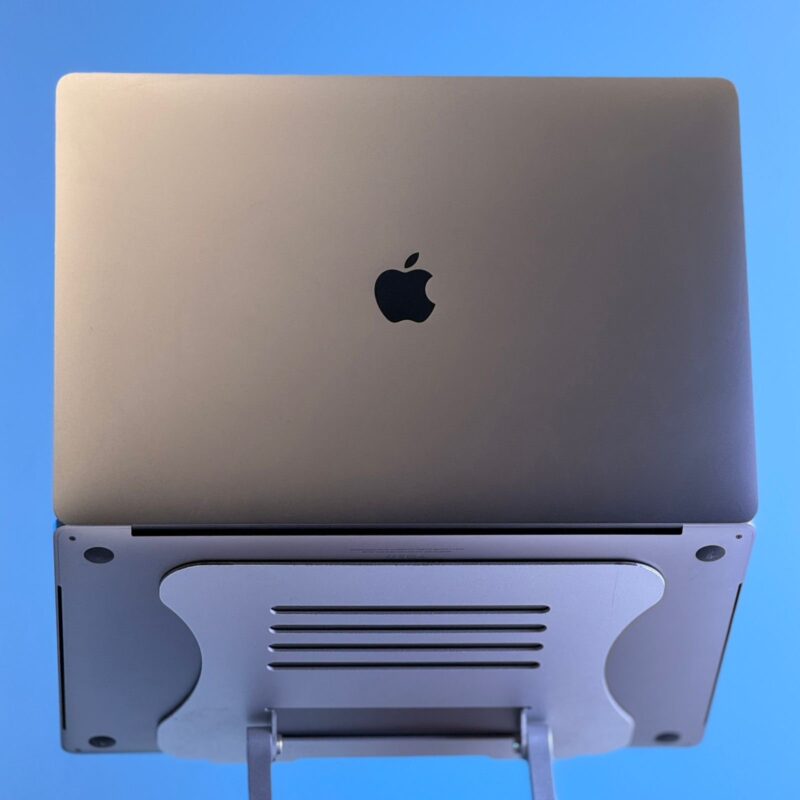 MacBook pro 2019 i9 16 inch – Image 12