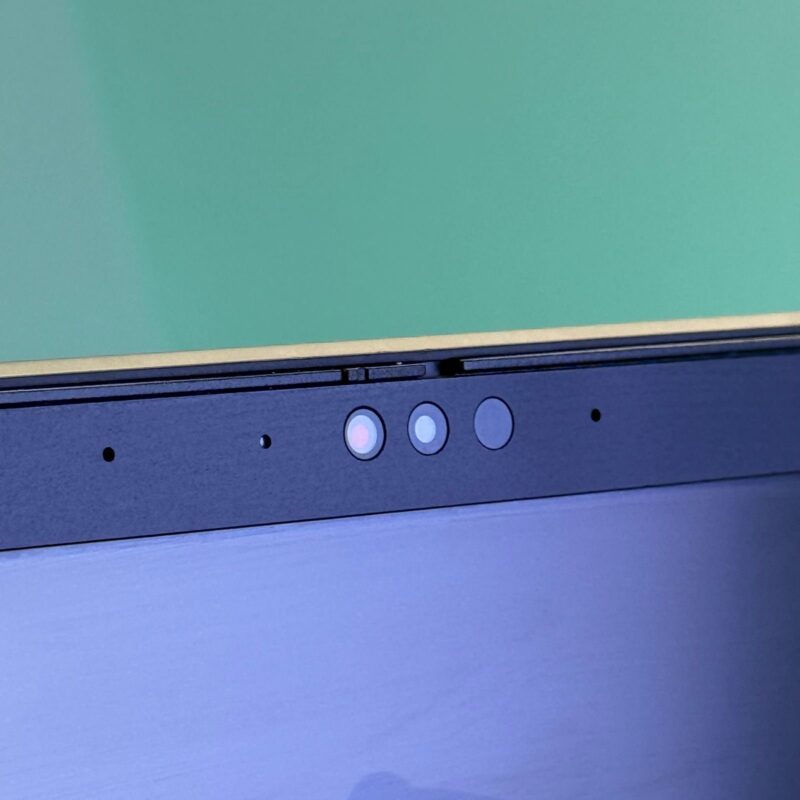 THINKPAD T14s GEN 4 – Image 6