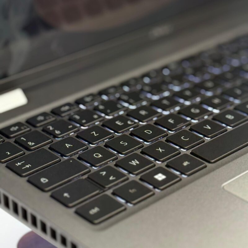 DELL LATITUDE 5530 – Image 7