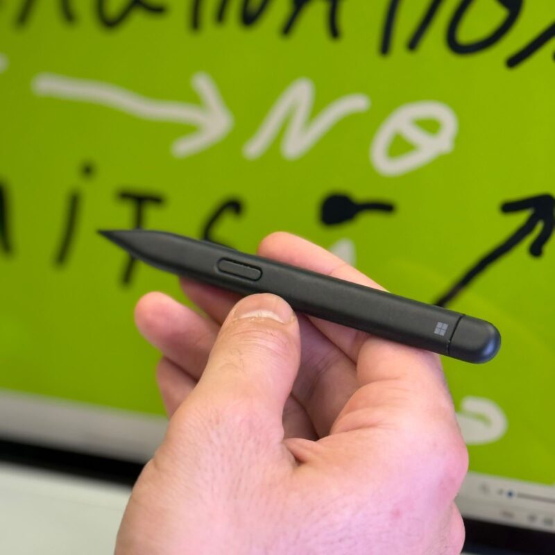 SURFACE  LAPTOP  STUDIO  2 (NEUF) – Image 8