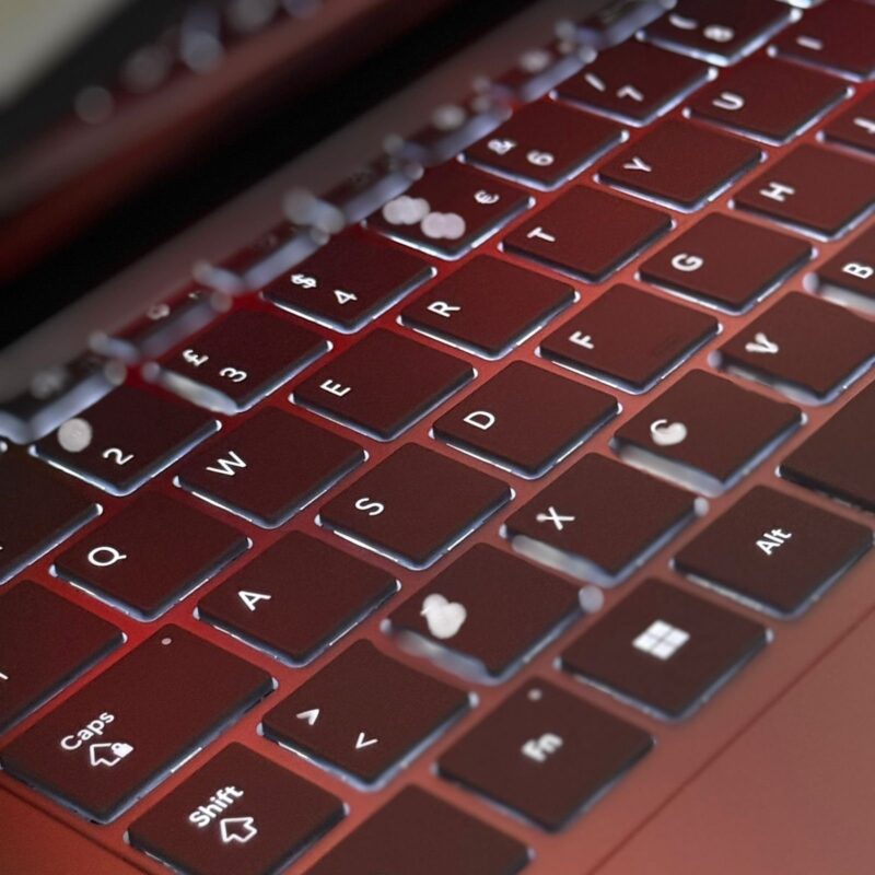 SURFACE  LAPTOP  STUDIO  2 (NEUF) – Image 10