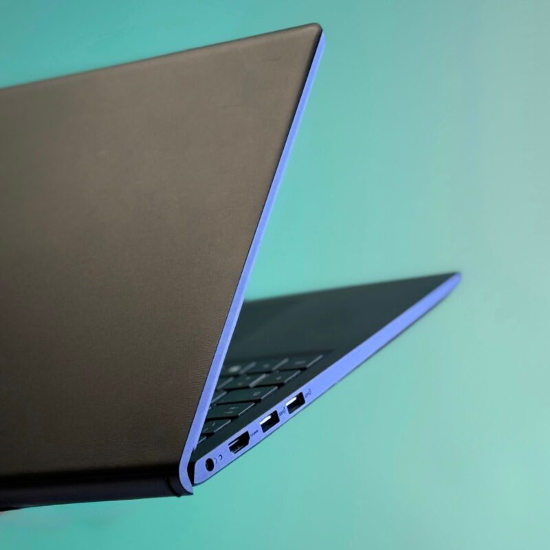 DELL VOSTRO 3520 – Image 7