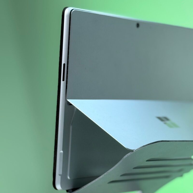 MICROSOFT SURFACE PRO 9 – Image 9