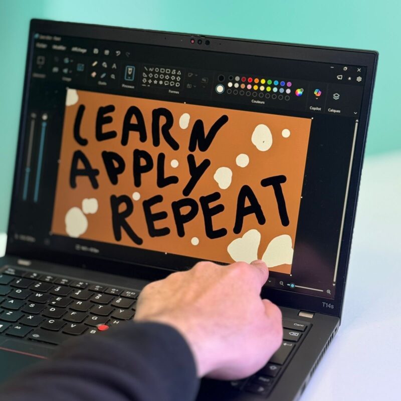 THINKPAD T14s GEN 4 – Image 9