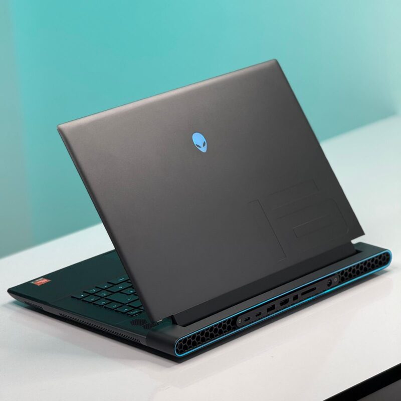 ALIENWARE M16 R1 – Image 12