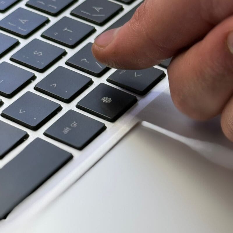 Hp elitebook 1030 G7 x360 – Image 9