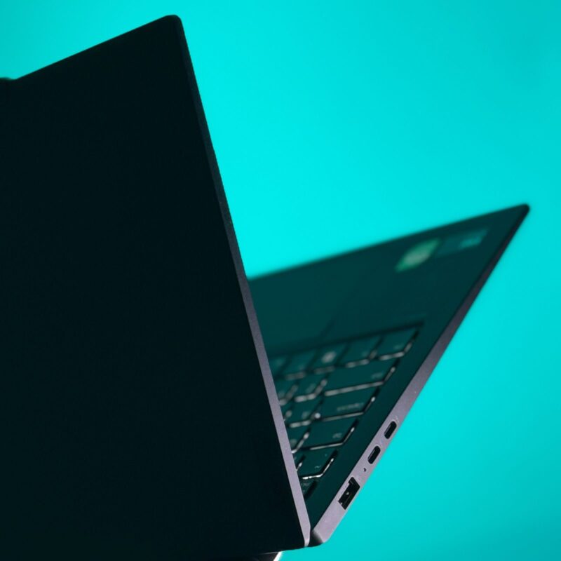 ThinkPad X1 Carbon Gen 12 – Image 5