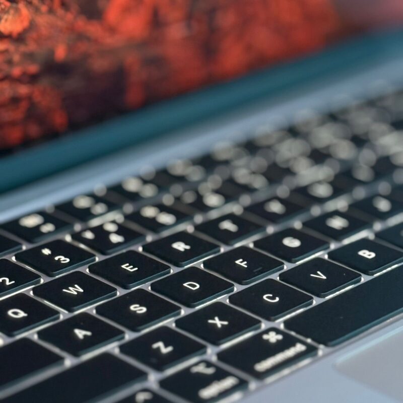 MACBOOK AIR M3 – Image 9