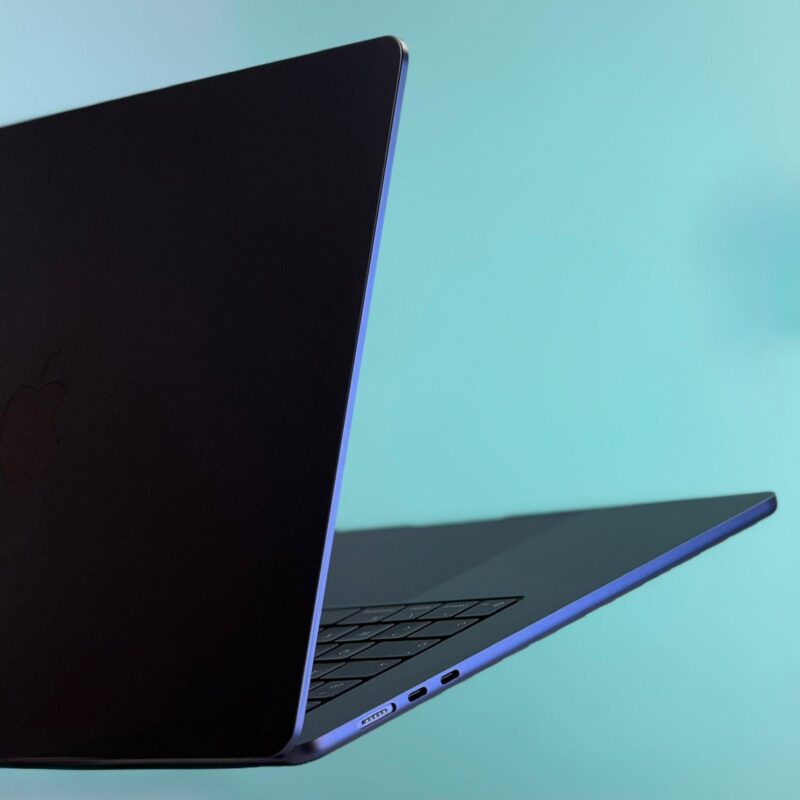 MACBOOK AIR M4 15 inch – Image 9