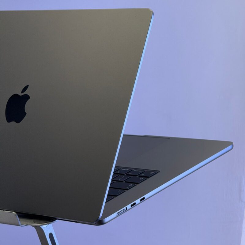 Apple MacBook Air 15" M3 – La Puissance & l'Élégance Grand Format 2026 – Image 9