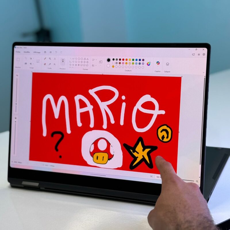 Samsung Galaxy Book3 Pro 360 - L'Excellence
Dynamic AMOLED 2X & Mobilité Premium – Image 7