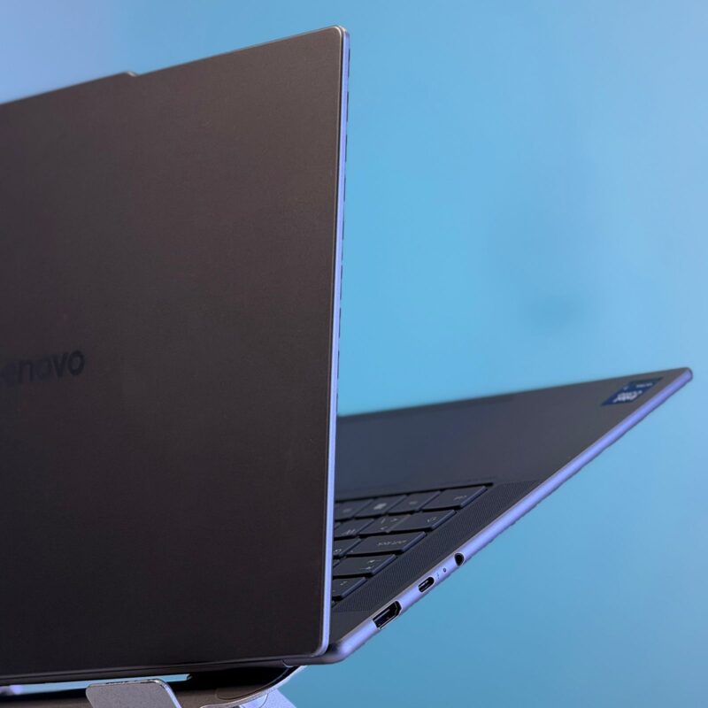 Lenovo Yoga Slim 7 15ILL9 – L’Élite de l’Intelligence Artificielle Mobile 2026 – Image 7