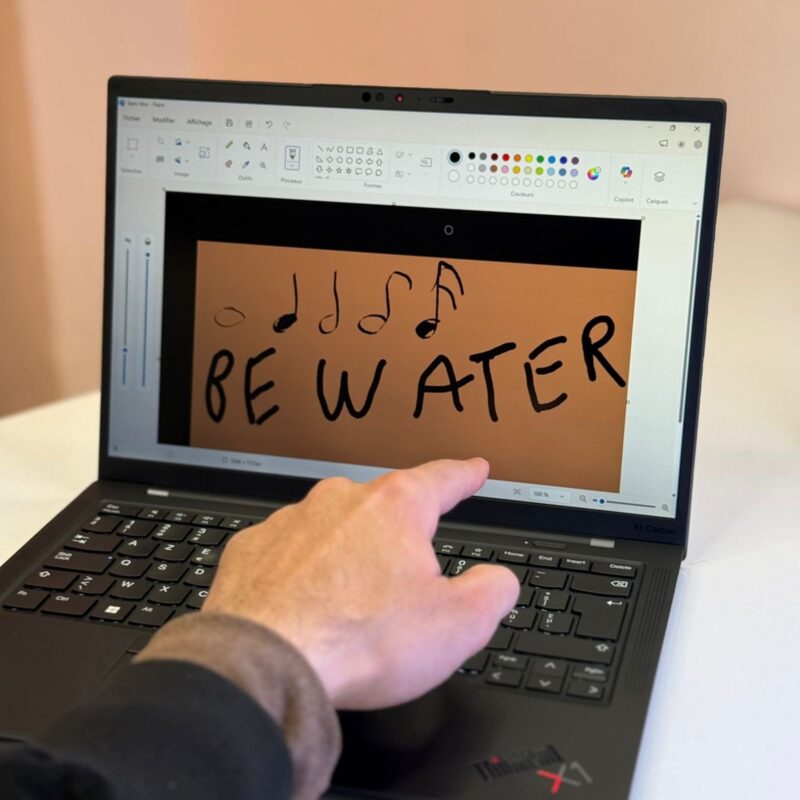 THINKPAD X1 CARBON GEN 10 i7 – Image 9