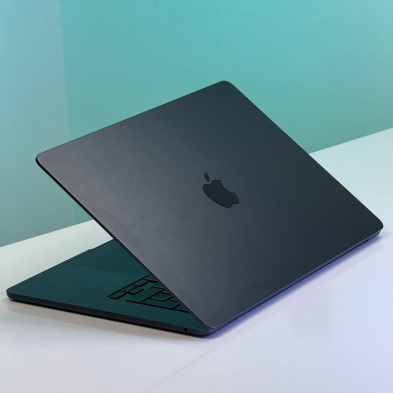 MACBOOK AIR M4 15 inch – Image 10