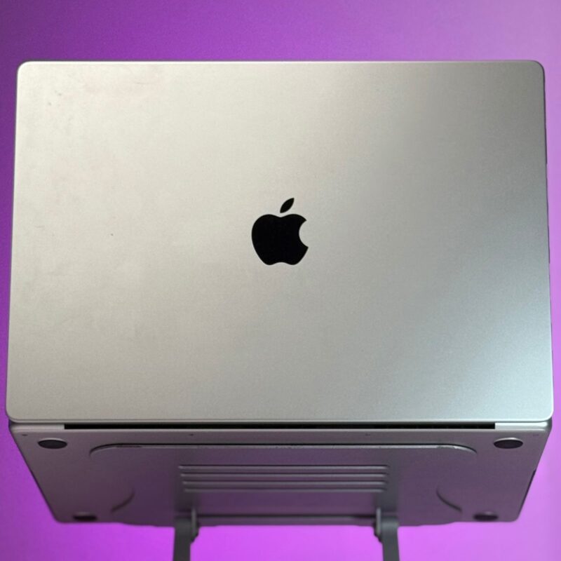 Macbook Pro m1 Max – Image 10