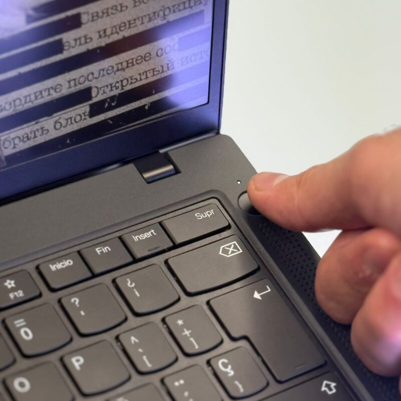 THINKPAD T14 GEN 6 – Image 9