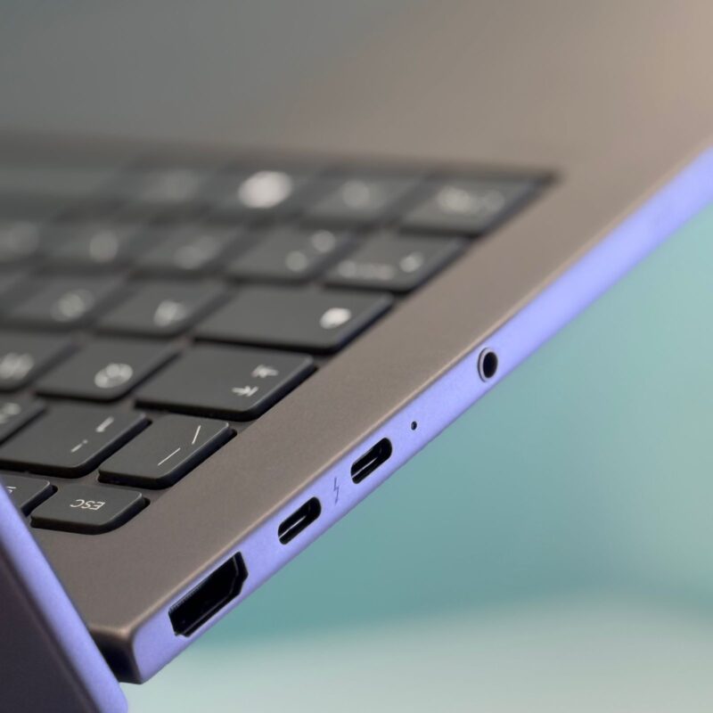 HP ZBook 8 G1ak 14 – Image 10