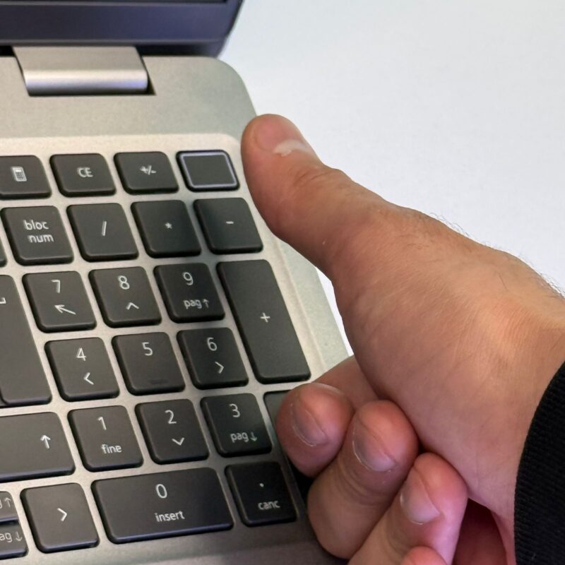 Dell Latitude 5520 – Image 7
