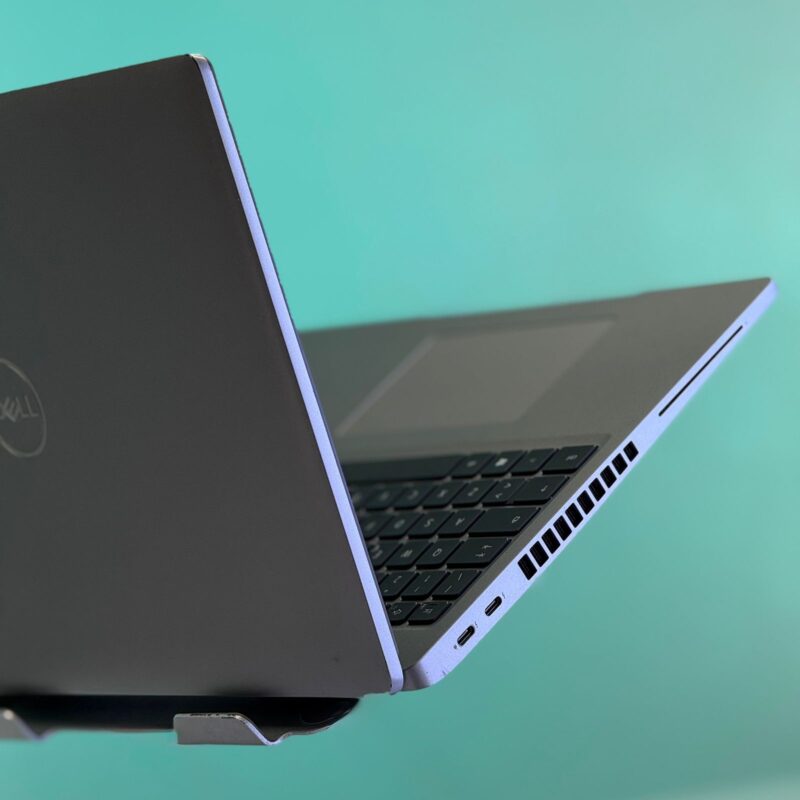 Dell Latitude 5520 – Image 9