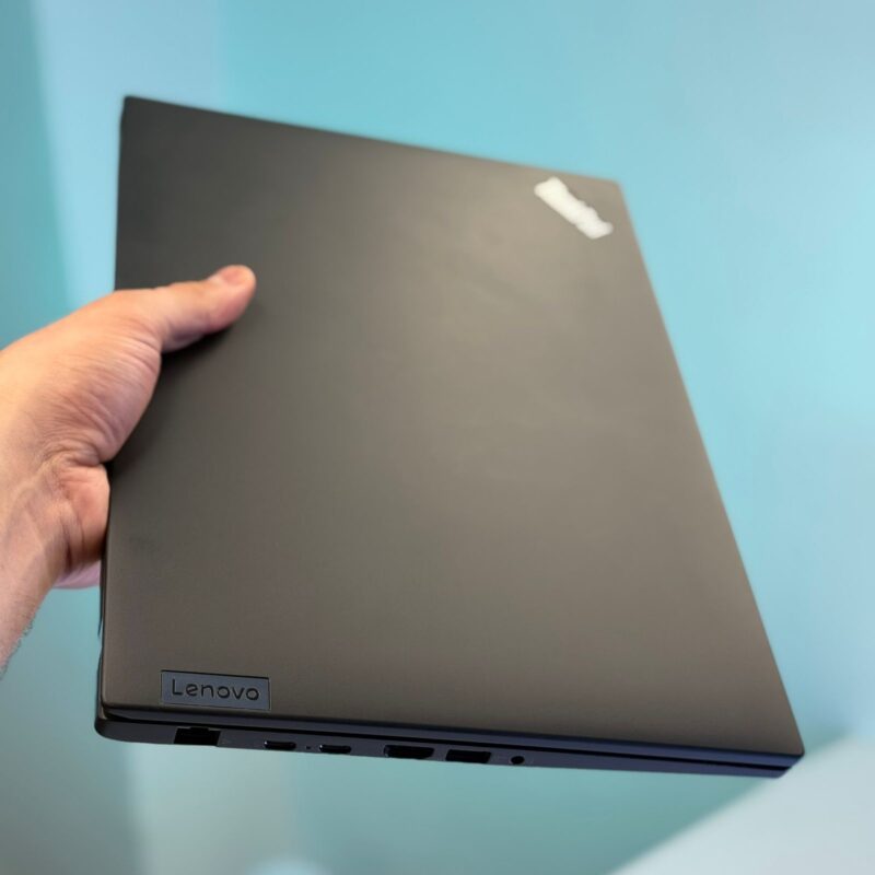 Lenovo ThinkPad T14 Gen 3 (AMD) – Image 9