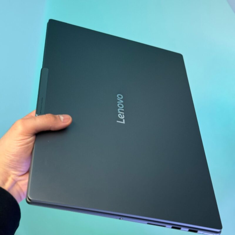 Lenovo Yoga Pro 16 IAH10 Aura Edition – Image 12