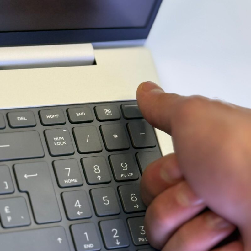 HP EliteBook 8 G1i 16" – Image 9