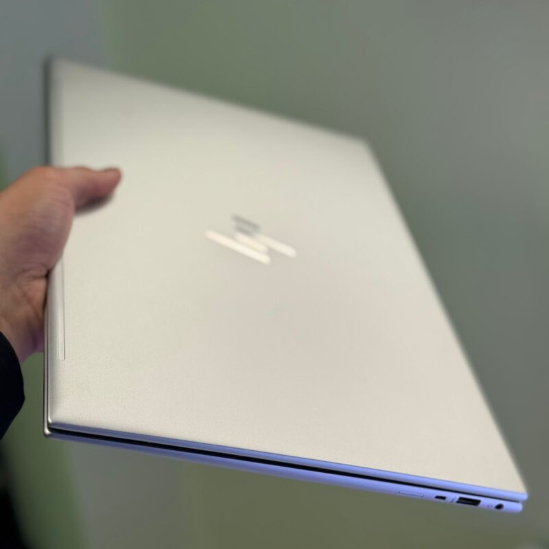 HP EliteBook 860 16 inch G10 – Image 12
