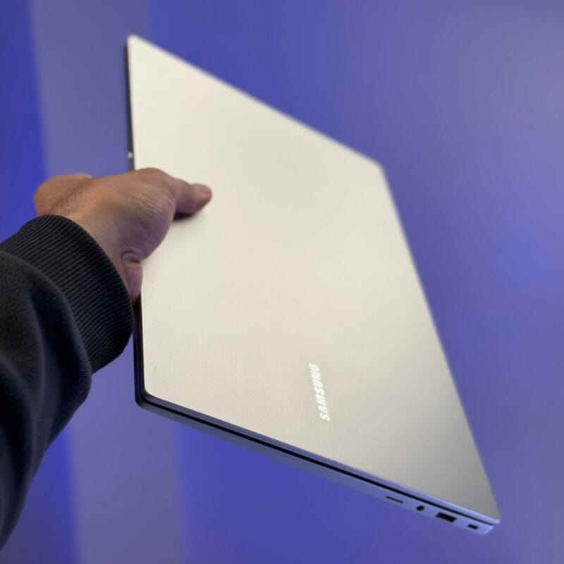 Samsung Galaxy Book2 (750XED) – Image 11