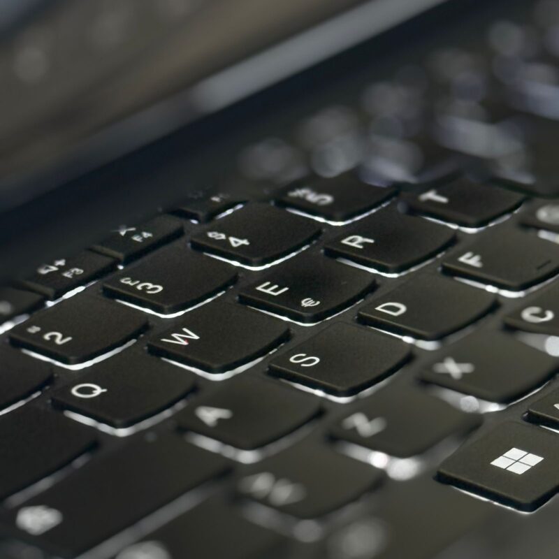 Lenovo ThinkPad T14 Gen 3 (AMD) – Image 7