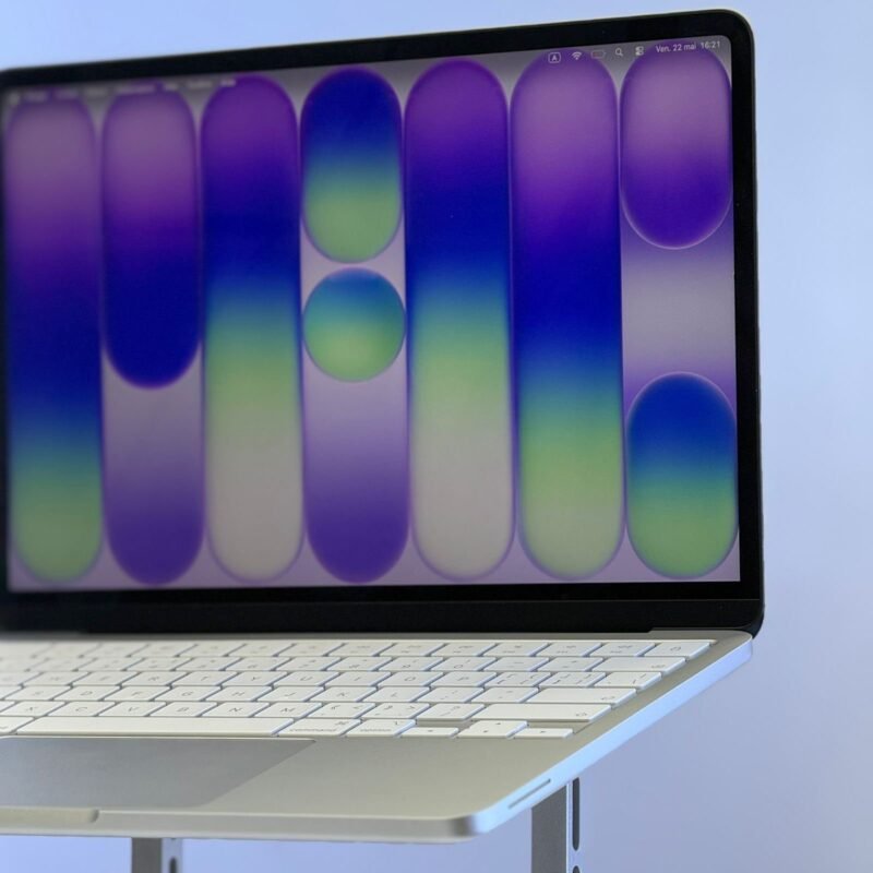 MACBOOK NEO SILVER - Image 4