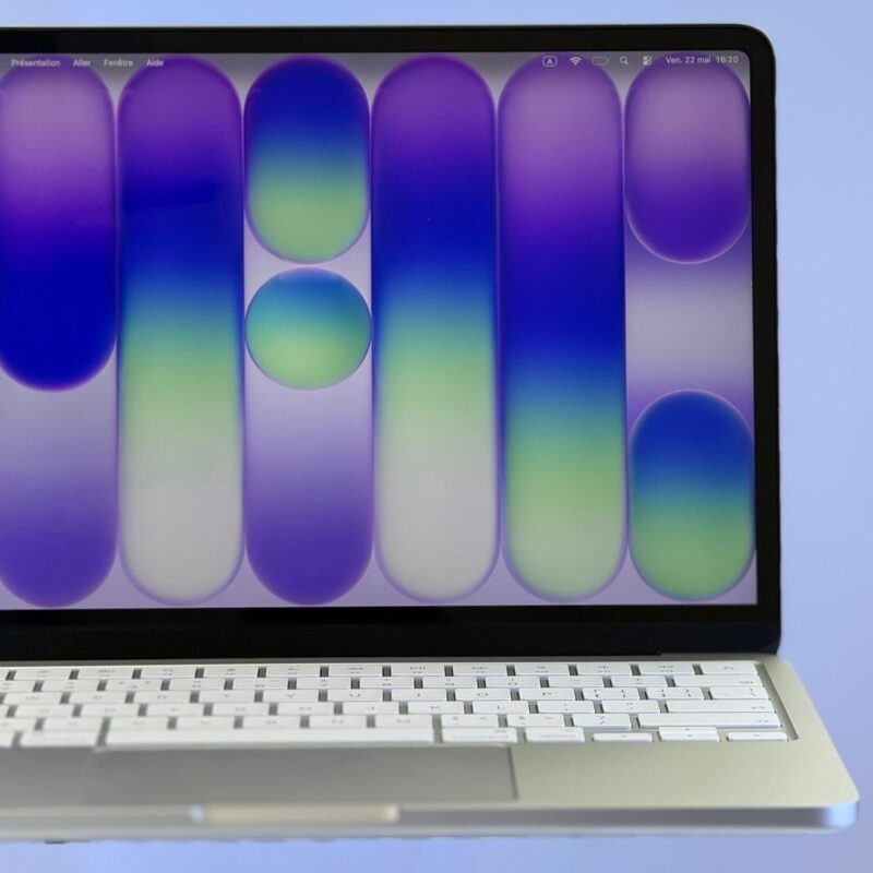 MACBOOK NEO SILVER - Image 2