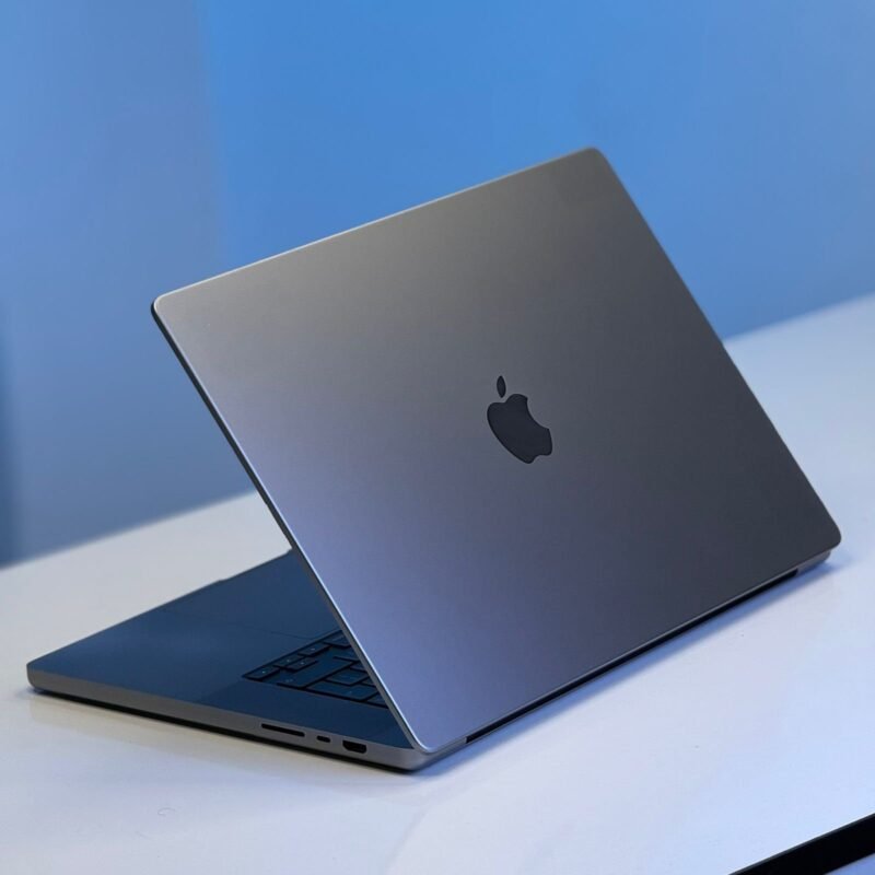 MacBook Pro 16" M1 PRO - Image 11