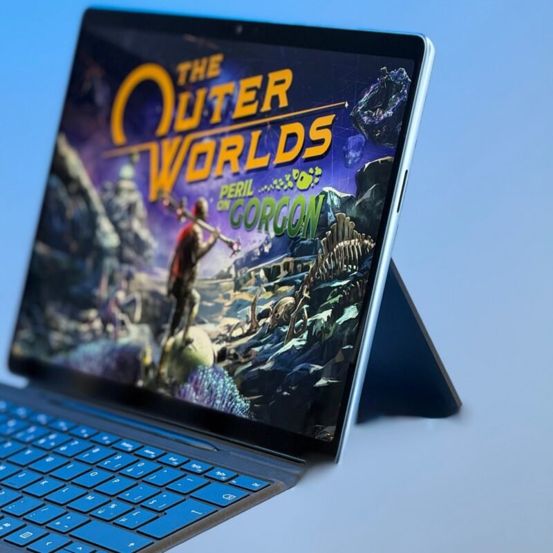 Microsoft Surface Pro 11 OLED - Image 4