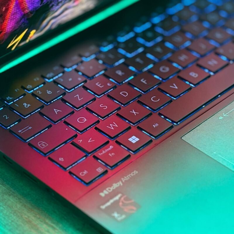 ASUS Vivobook S 15 Copilot+ PC (S5507) - Image 4