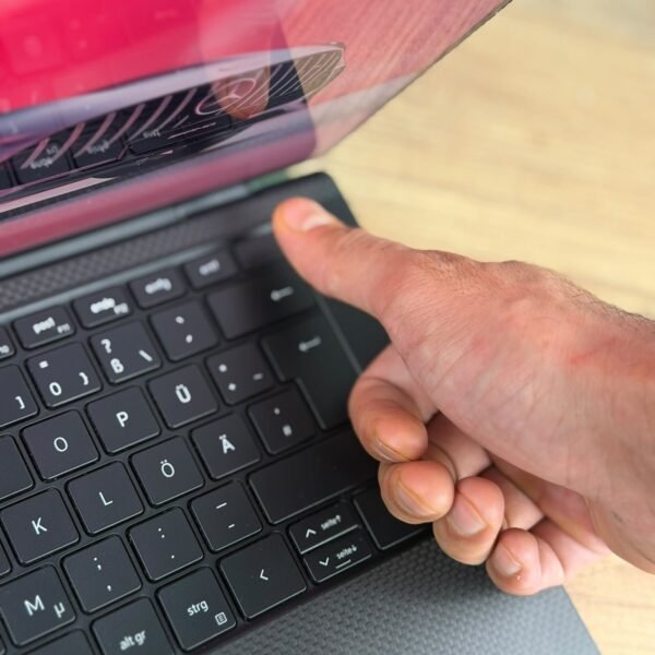 Dell Precision 5570 - Image 6