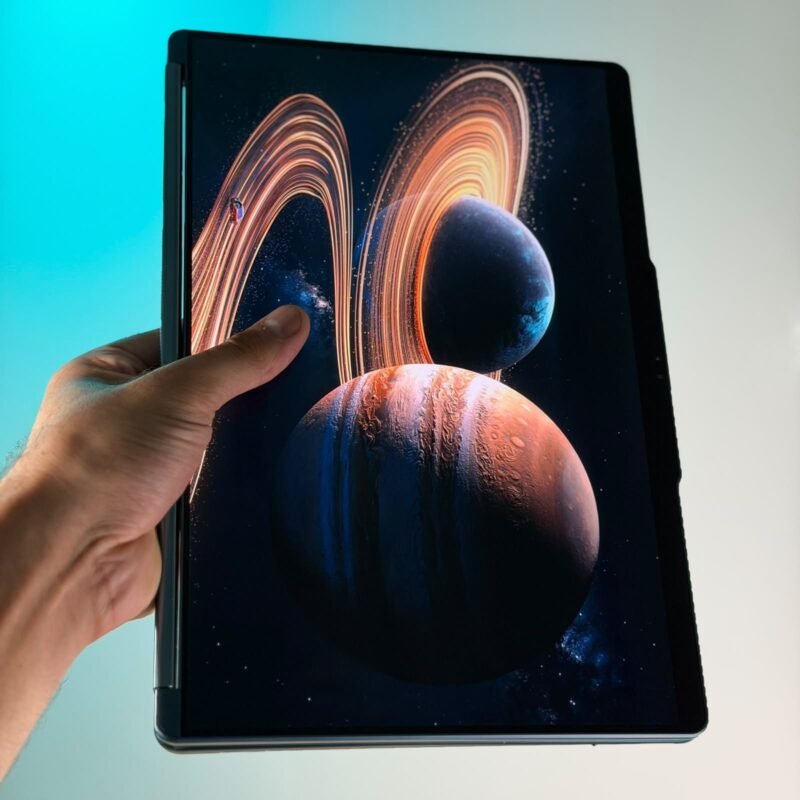 Lenovo Yoga Book 9i - Image 3