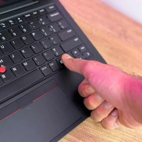 Lenovo Thinkpad X1 Carbon Gen 12 – Image 8
