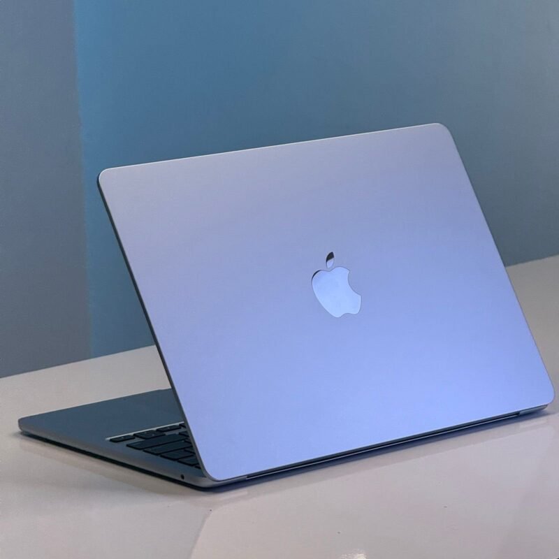 Apple MacBooK AIR M5 - Image 11
