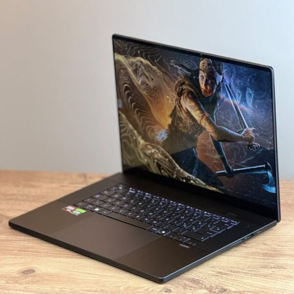 ASUS ProArt P16 (H7606WM) - Image 8