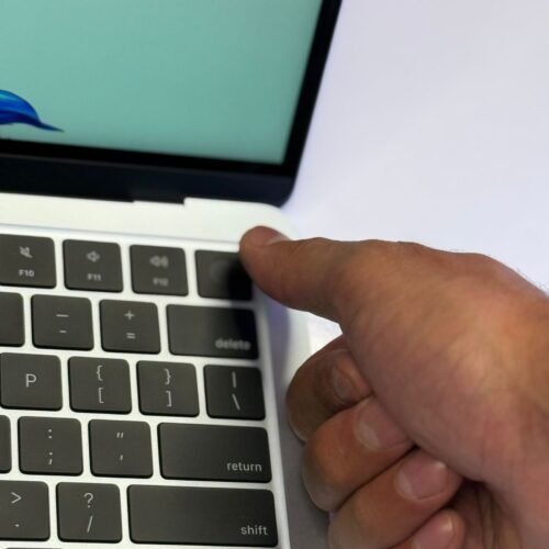 Apple MacBooK AIR M5 – Image 8